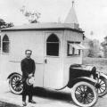 Crkva na kotačima 1929.